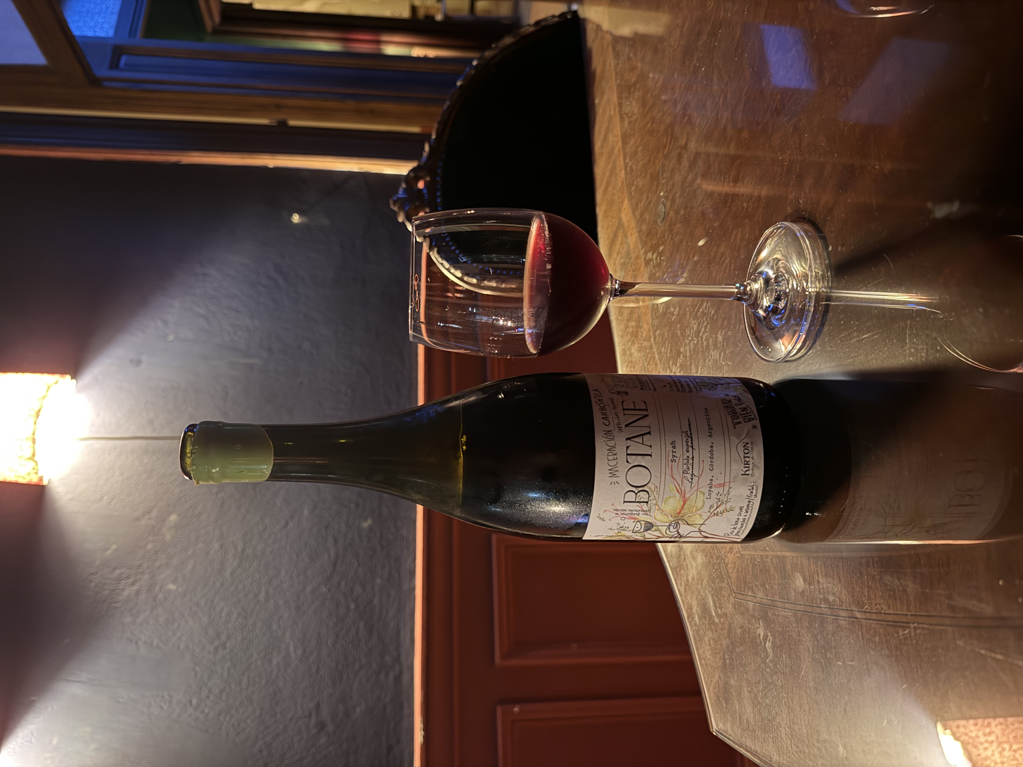 Botane Syrah Carbonica by joan