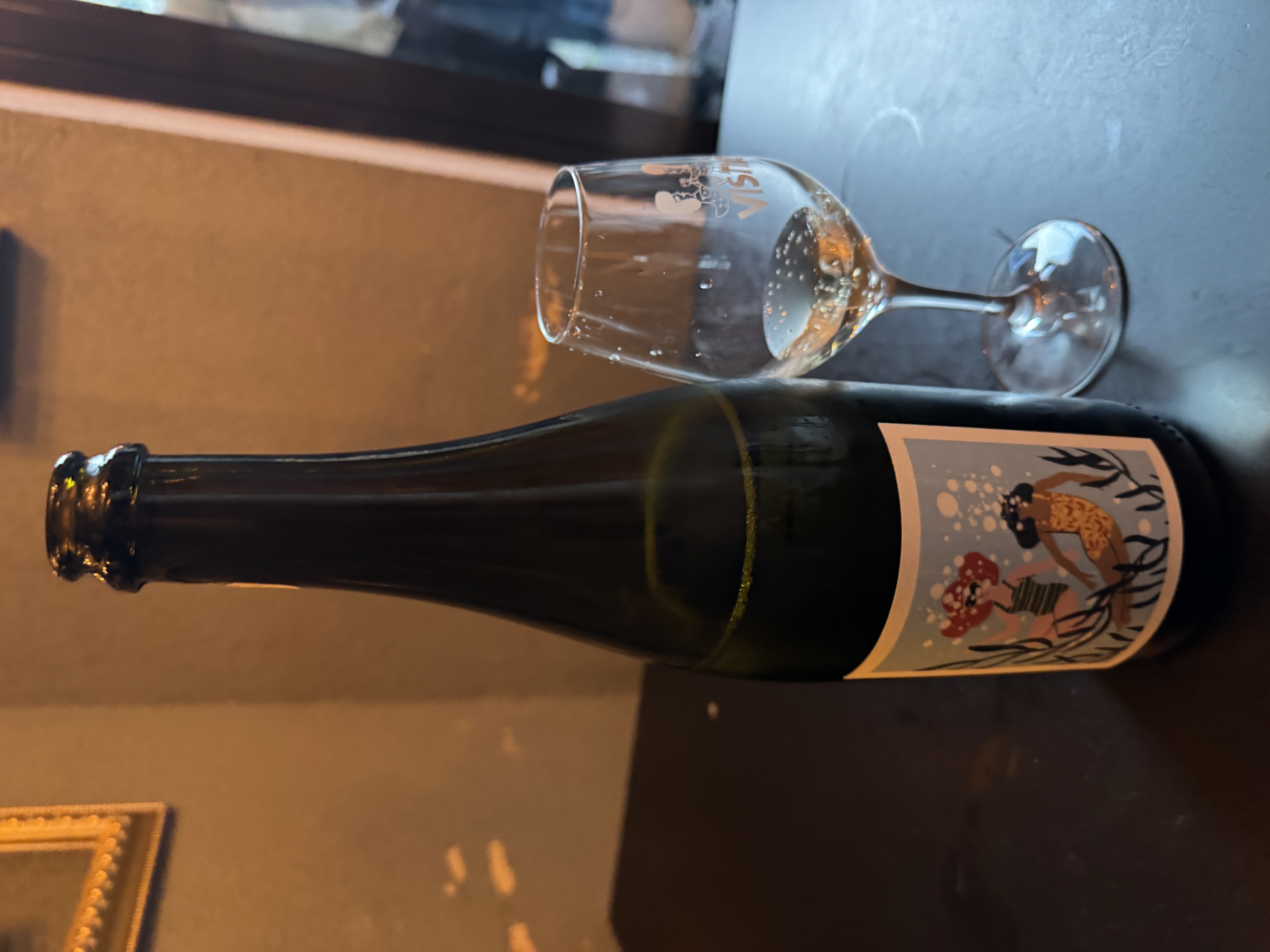 Pétillant Blanc by joan