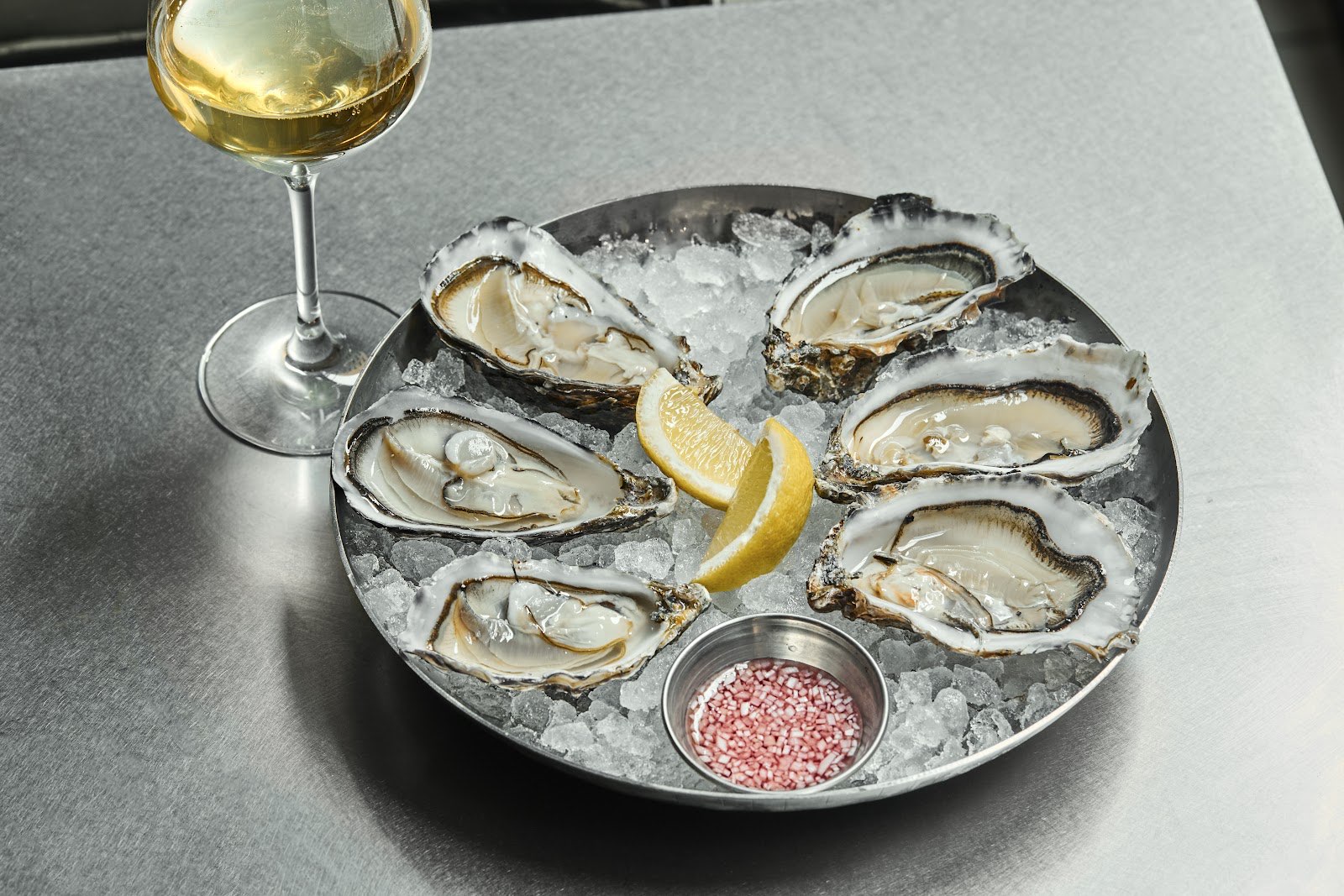 Noisy Oyster seafood bistro photo 3