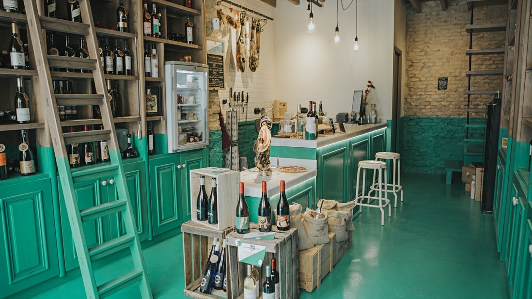 Vinoteca Lama La Uva photo 2