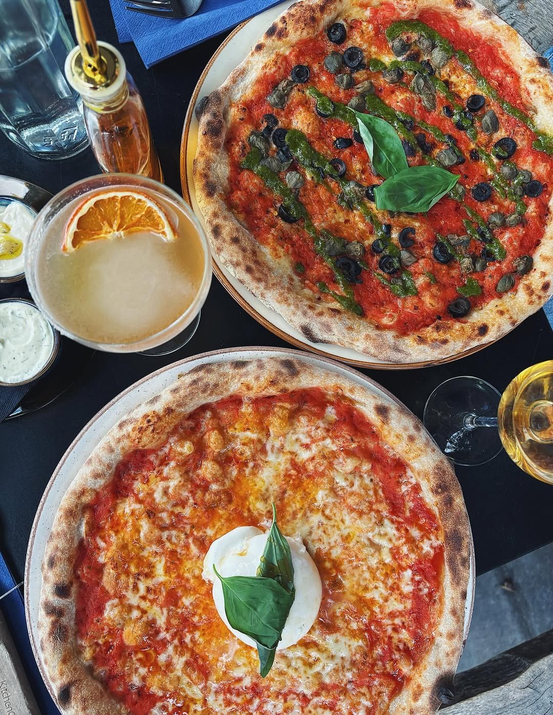 Flat Earth Pizzas - Restaurant Bethnal Green photo 4