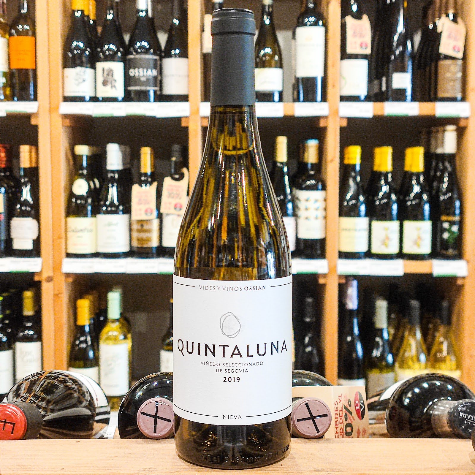 DVI - Vinoteca Poblenou | Vins i cates photo 2