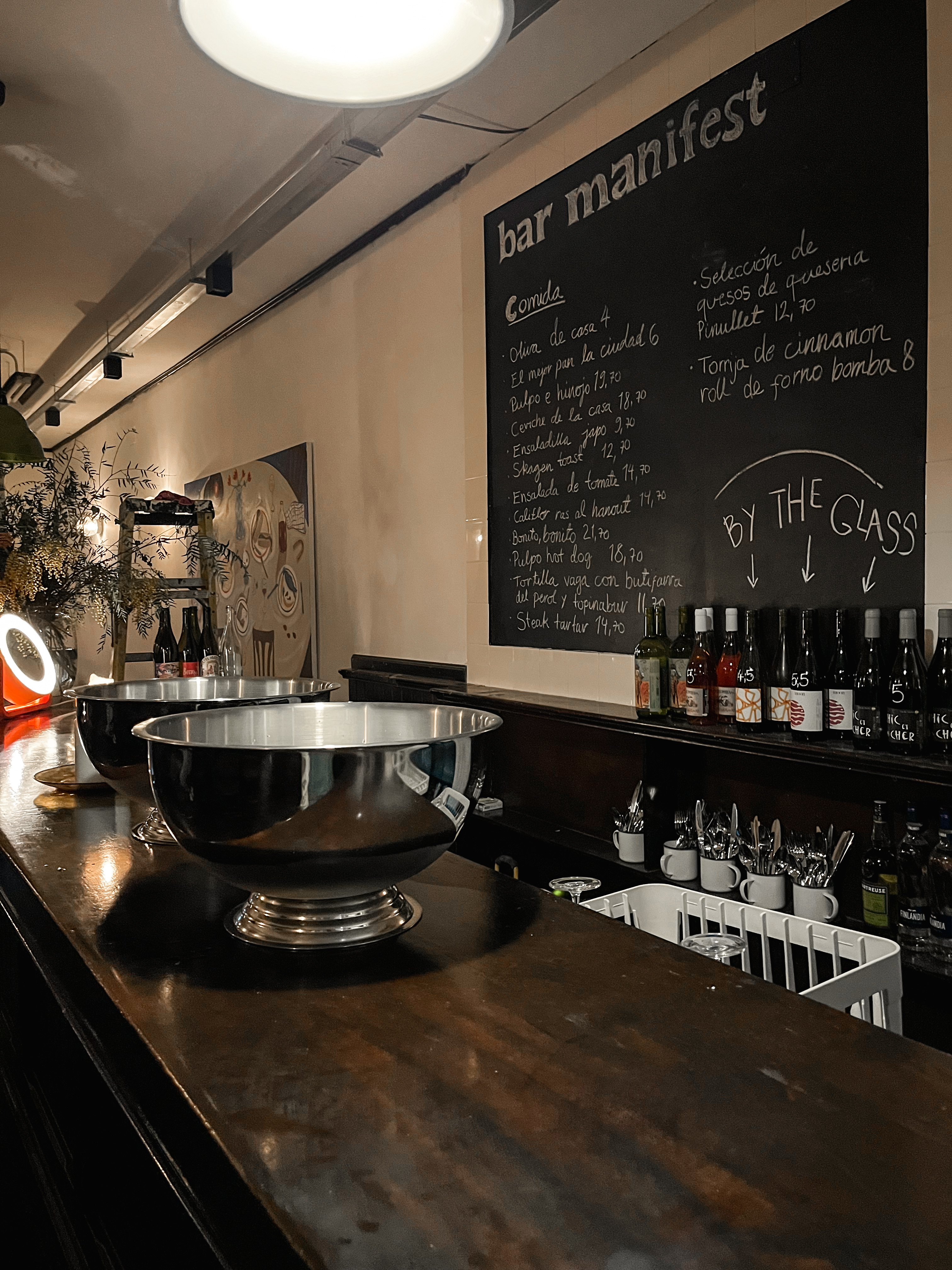 Bar Manifest photo 2