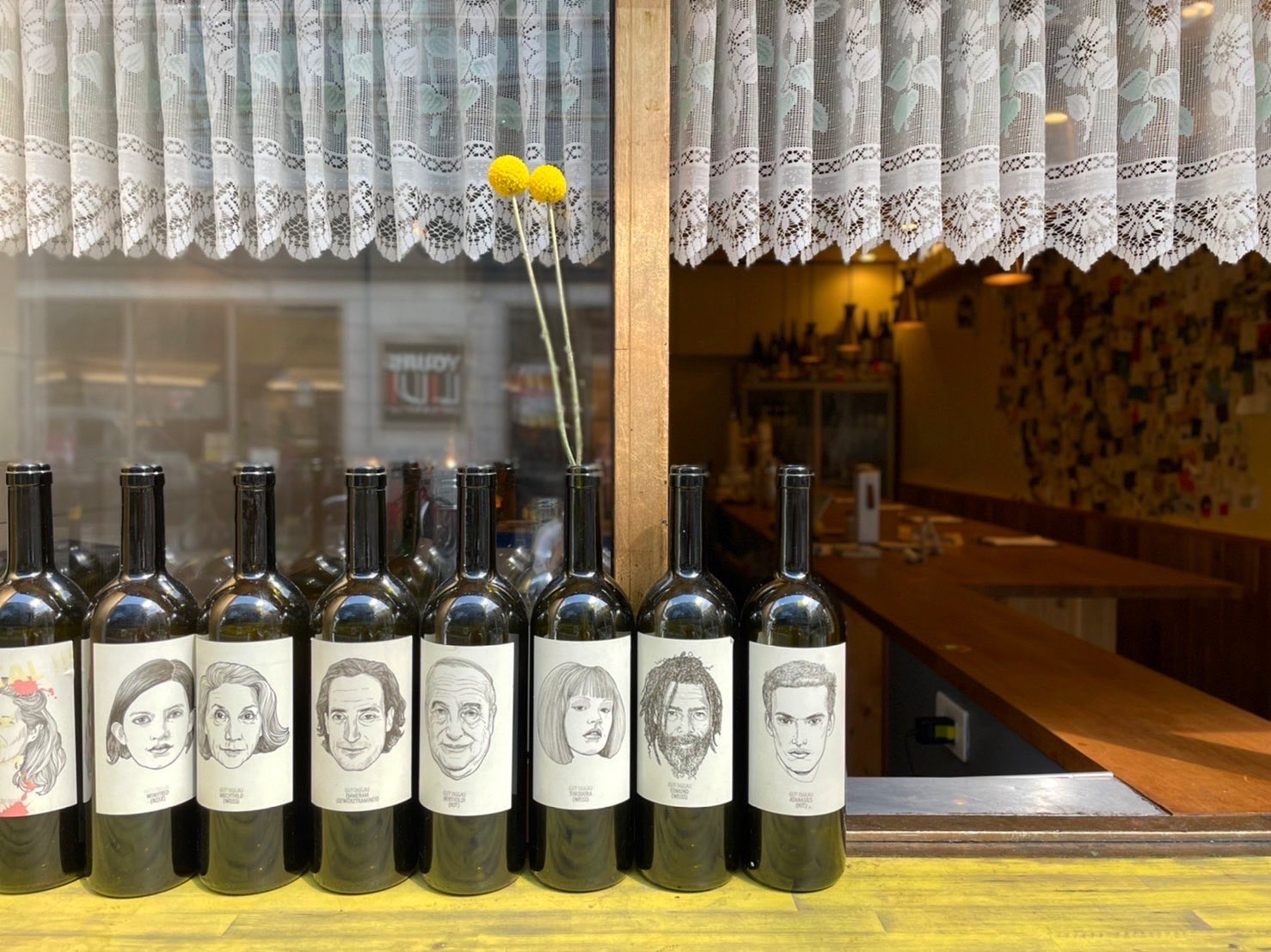 Lemon Stand Hiroshima (Lemon sour, Craft beer, Raw oyster, Curry, Natural wine) photo 3