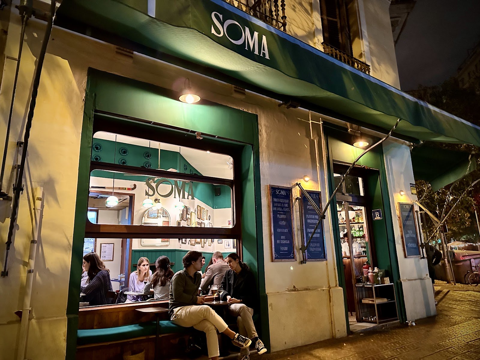 Soma restaurant photo 4