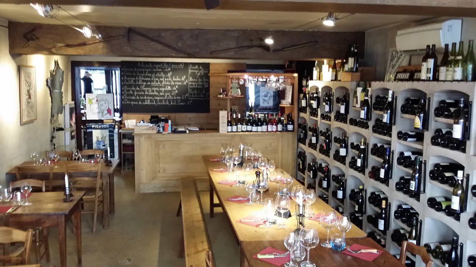 Caves Madeleine photo 4