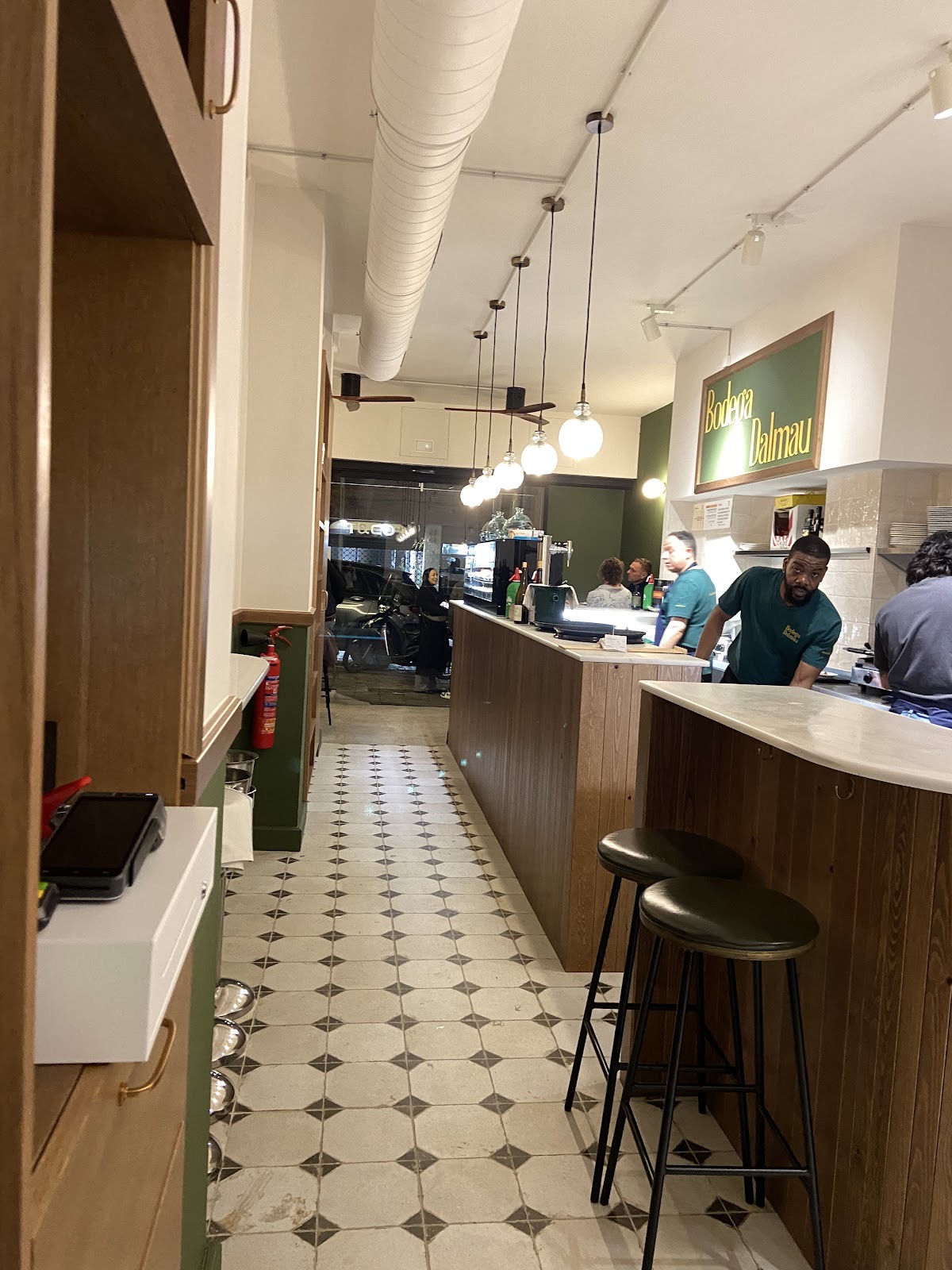 Bodega Dalmau photo 2