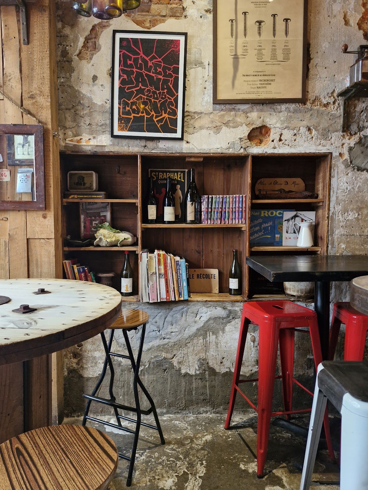 La Cabane Wine Bistro photo 3