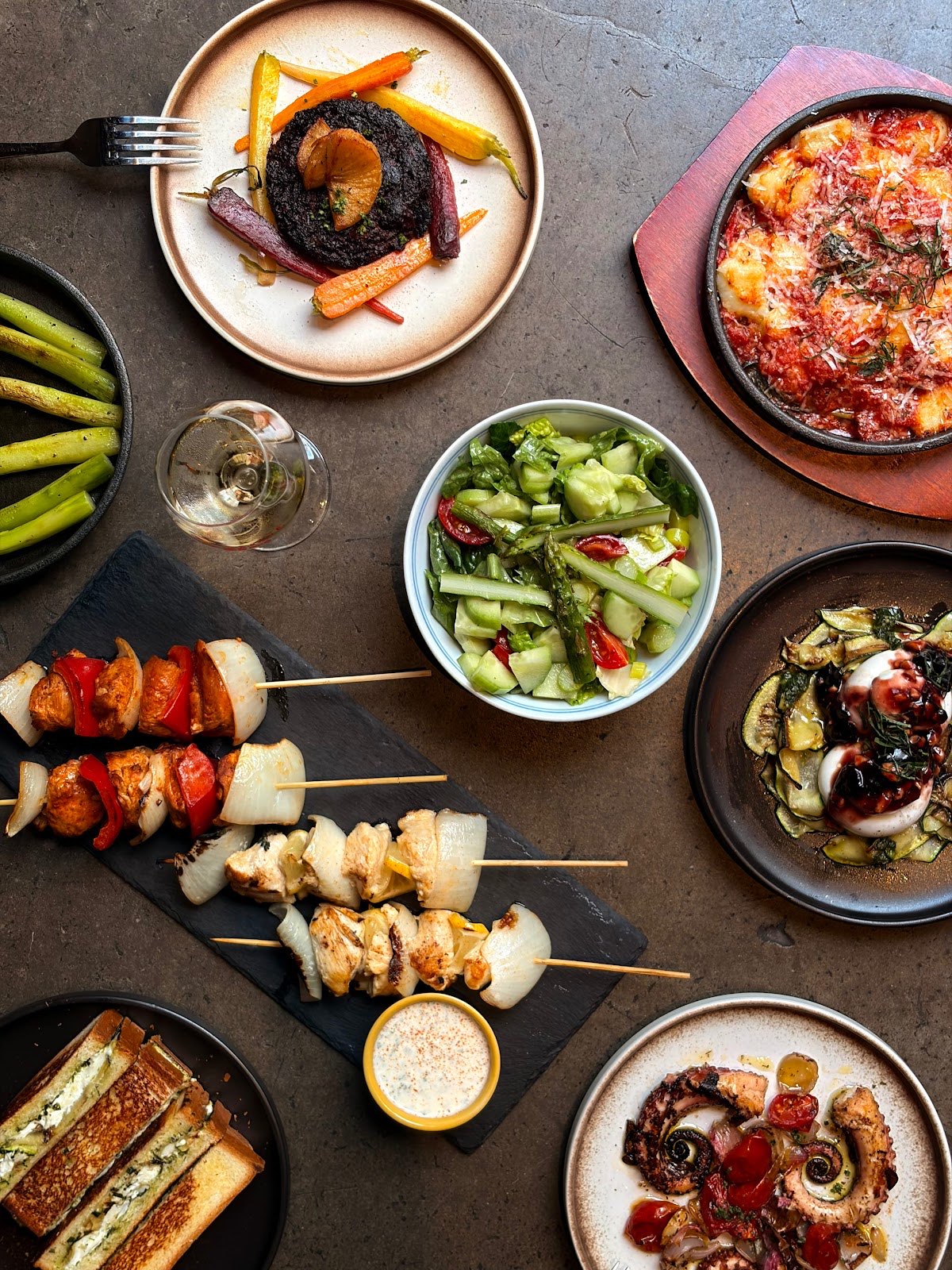 La Cabane Wine Bistro photo 4