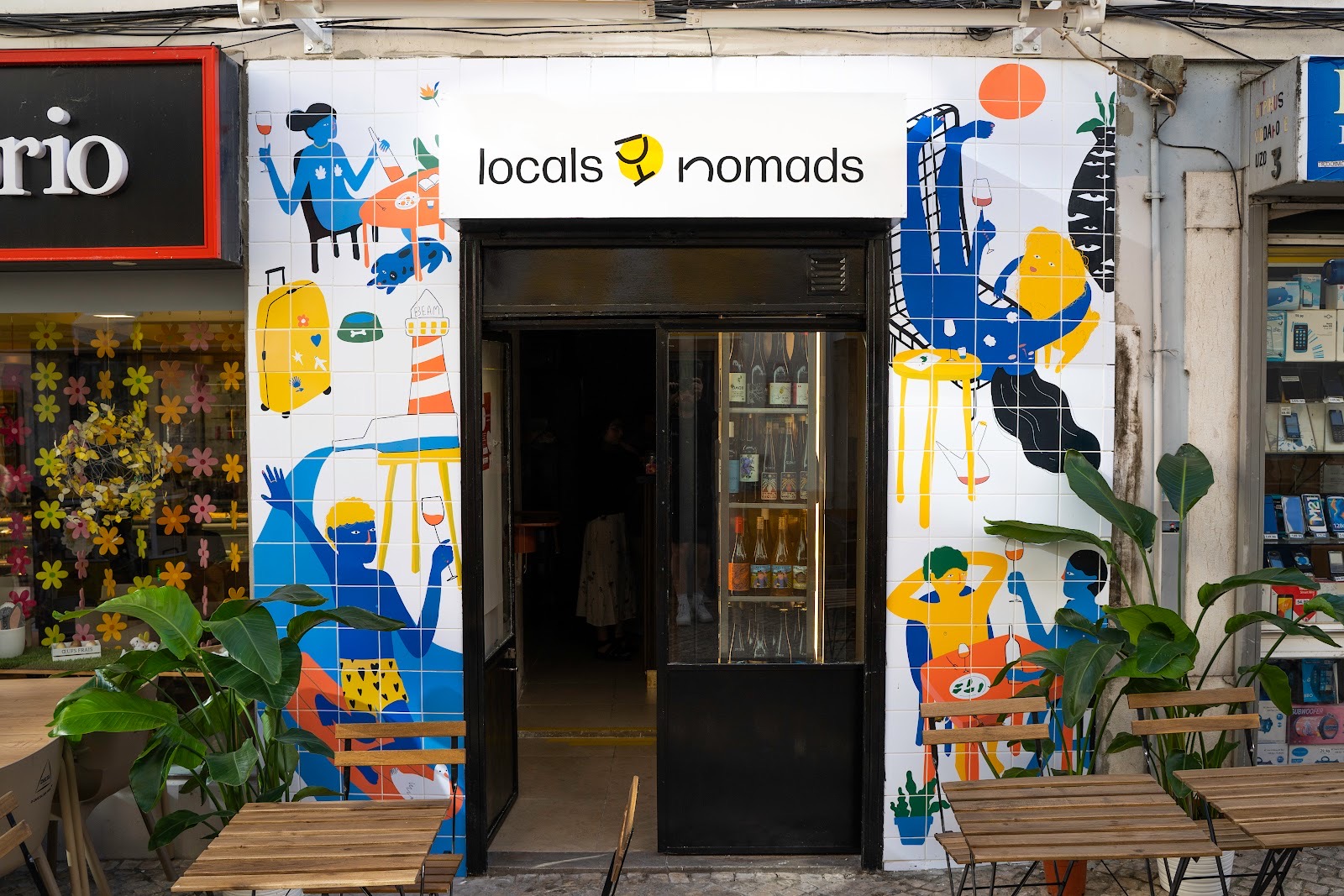 Locals & Nomads Natural Wine Bar & Shop photo 2
